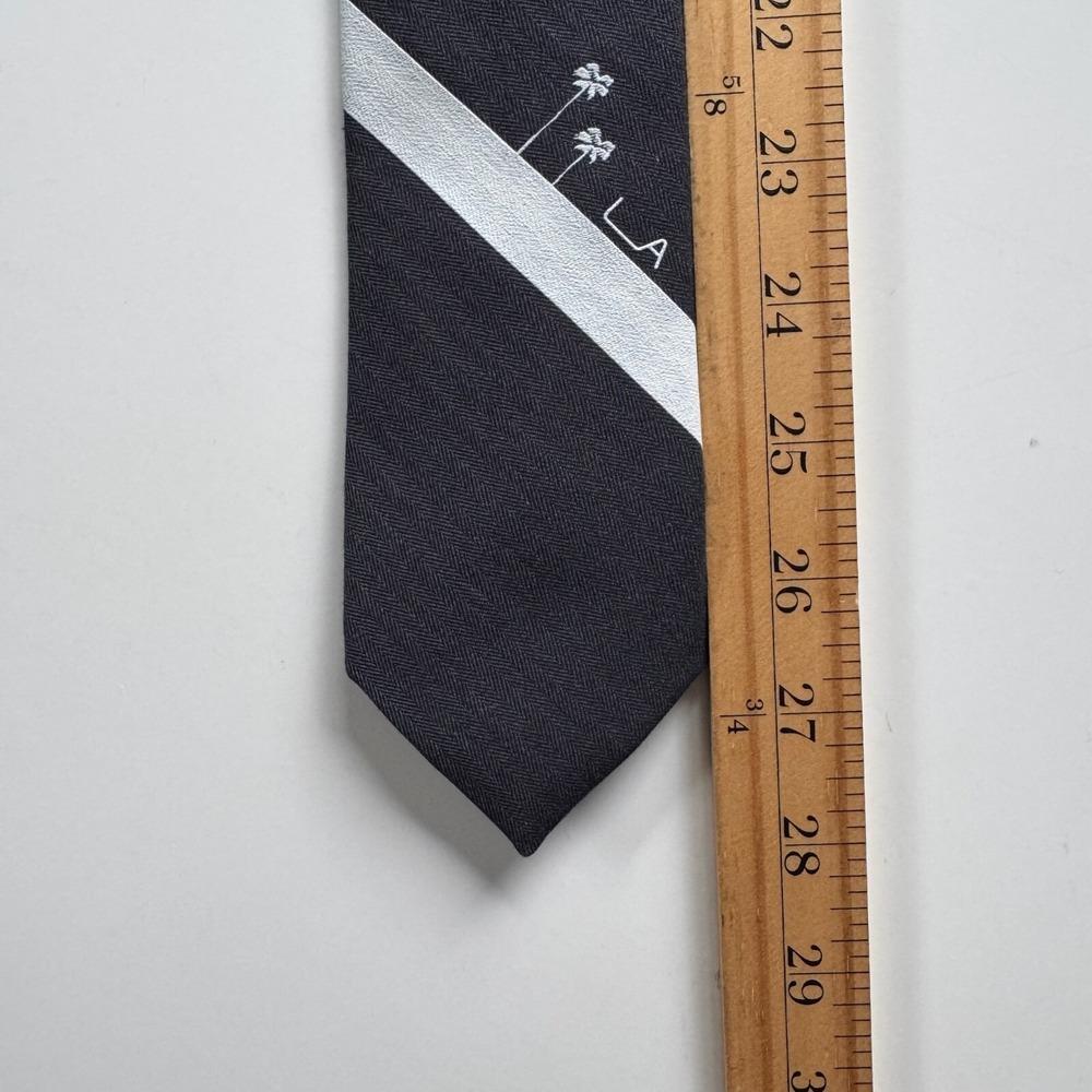 POCKET SQUARE CLOTHING The Rodeo Tie Los Angeles Necktie Grey Wool Herringbone - Picture 12 of 13